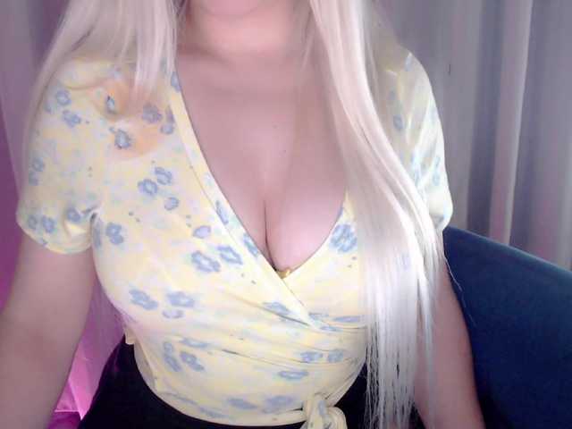 viktoriya52's BongaCams show and profile