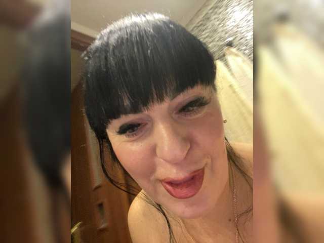 Masturbate to Lanysikk, she wants to masturbate for you lanysikk from BongaCams