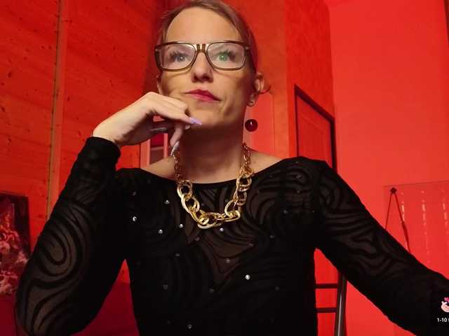 sweeteve050's BongaCams show and profile