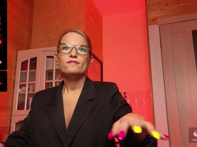 sweeteve050's BongaCams show and profile