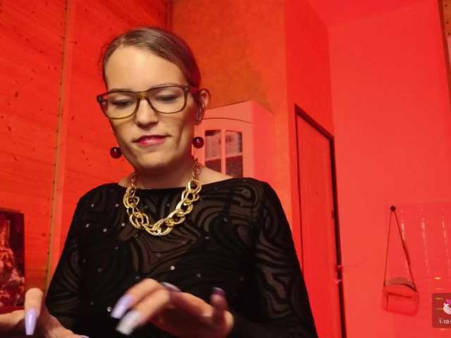 sweeteve050's BongaCams show and profile