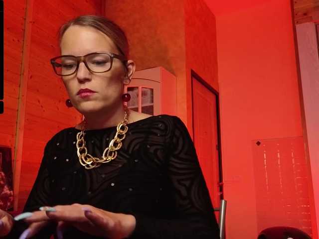 sweeteve050's BongaCams show and profile