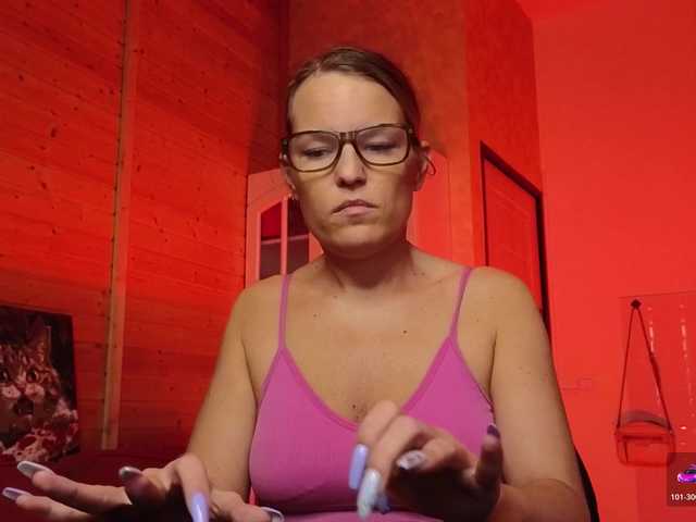 sweeteve050's BongaCams show and profile