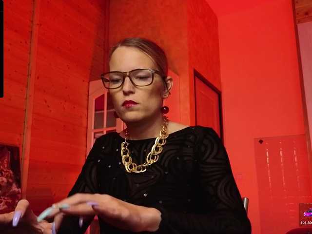 sweeteve050's BongaCams show and profile