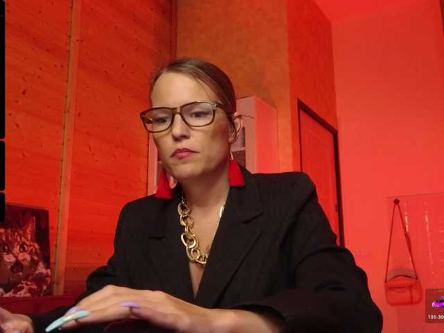 sweeteve050's BongaCams show and profile