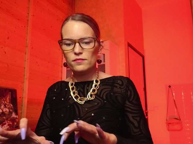 Preview of findom_lady_shine