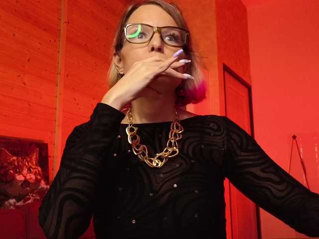 sweeteve050's BongaCams show and profile