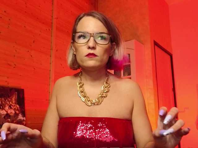 sweeteve050's BongaCams show and profile