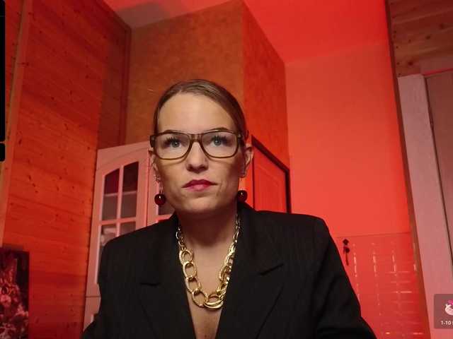 sweeteve050's BongaCams show and profile