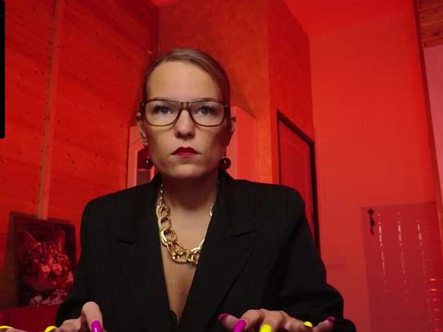 sweeteve050's BongaCams show and profile