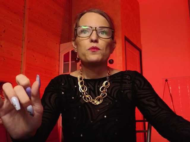 Preview of findom_lady_shine