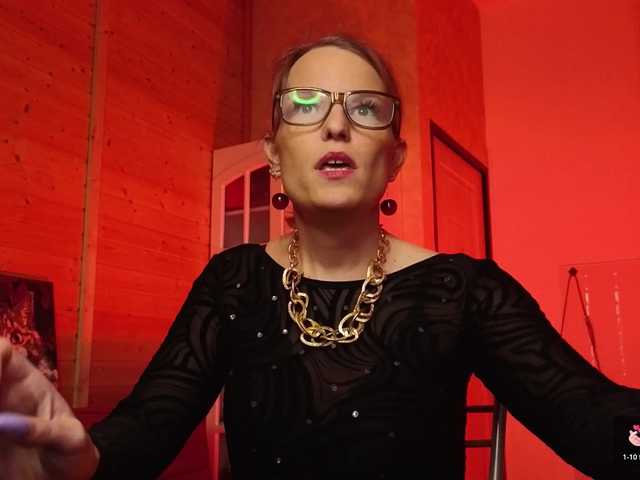 sweeteve050's BongaCams show and profile