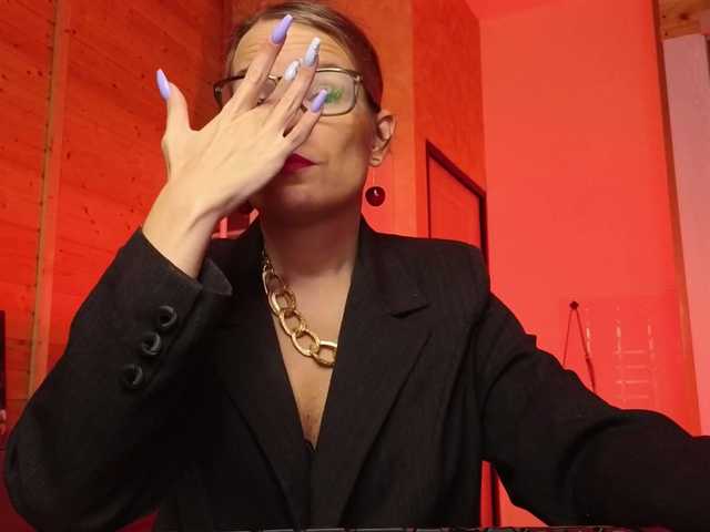 sweeteve050's BongaCams show and profile