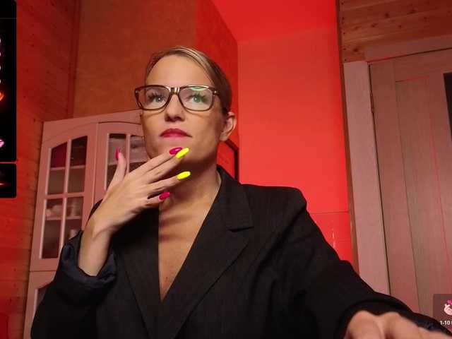 sweeteve050's BongaCams show and profile