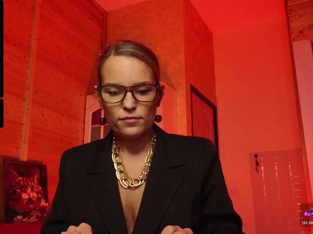 Preview of findom_lady_shine