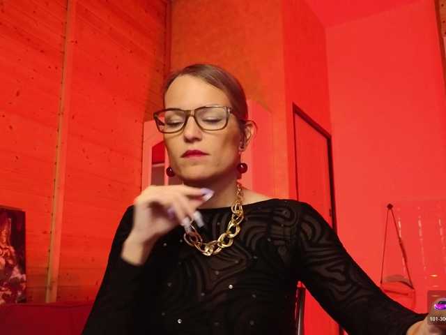 sweeteve050's BongaCams show and profile