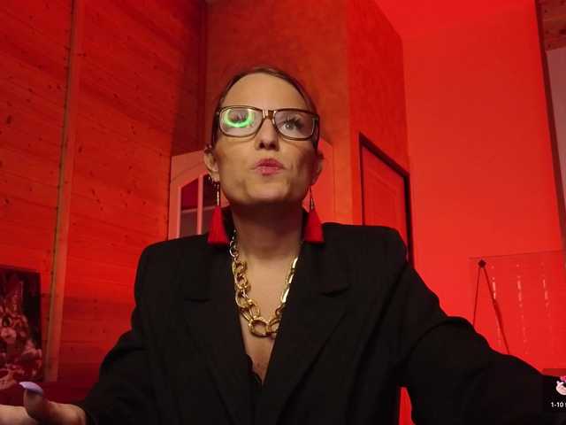 sweeteve050's BongaCams show and profile