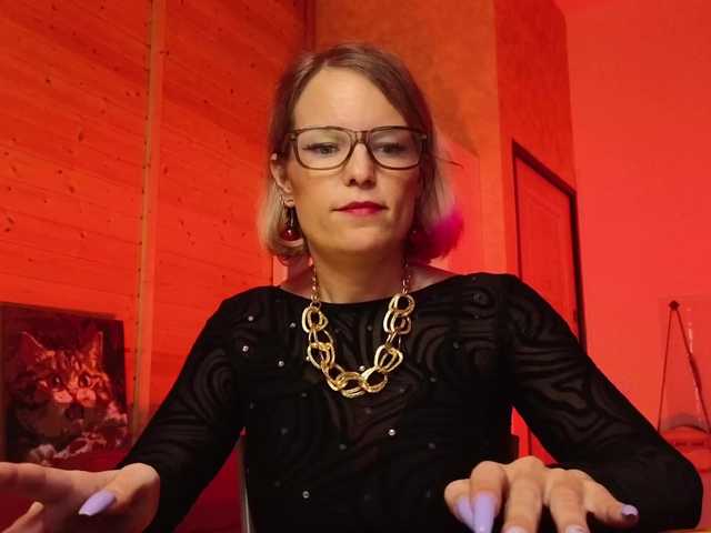 sweeteve050's BongaCams show and profile