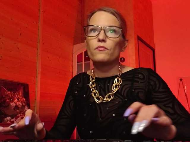 sweeteve050's BongaCams show and profile