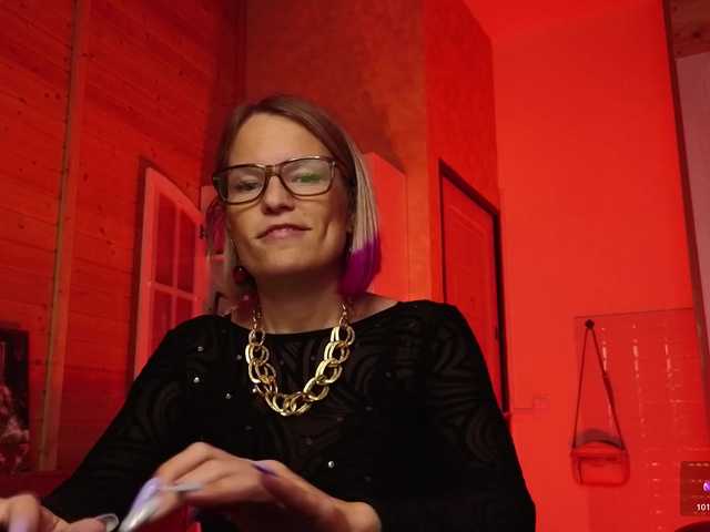 sweeteve050's BongaCams show and profile