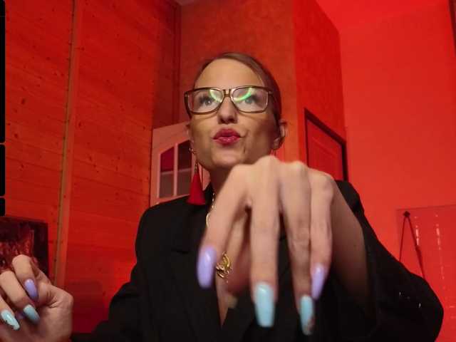 sweeteve050's BongaCams show and profile