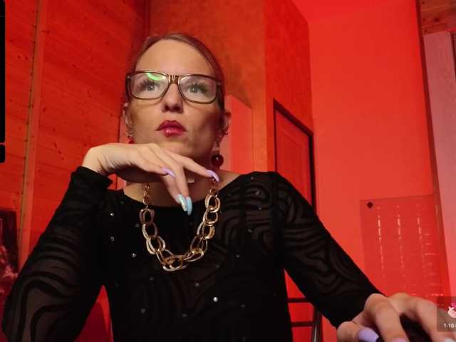 sweeteve050's BongaCams show and profile