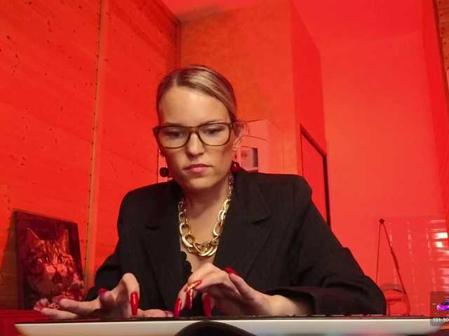 sweeteve050's BongaCams show and profile