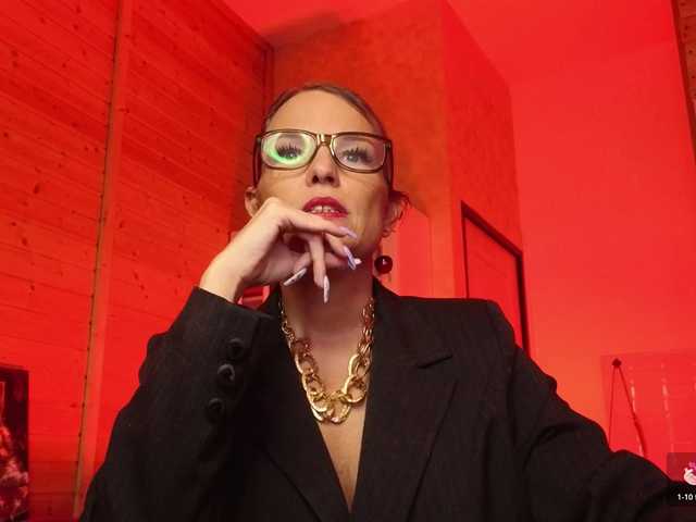 sweeteve050 live cam profile