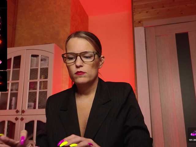 sweeteve050's BongaCams show and profile