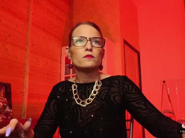 sweeteve050's BongaCams show and profile