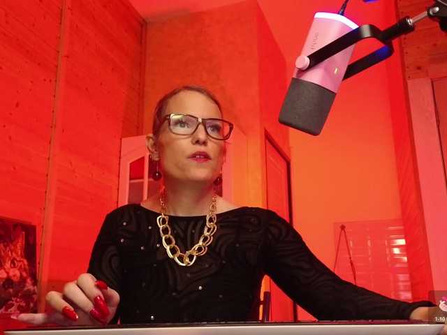 sweeteve050's BongaCams show and profile