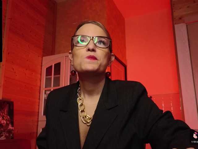 sweeteve050's BongaCams show and profile