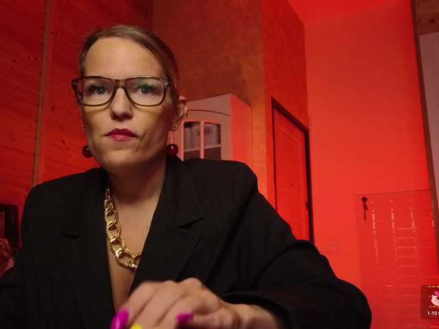 sweeteve050's BongaCams show and profile