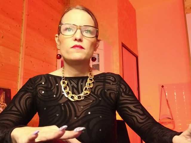 Preview of findom_lady_shine