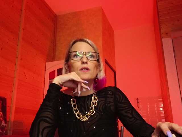 Preview of findom_lady_shine