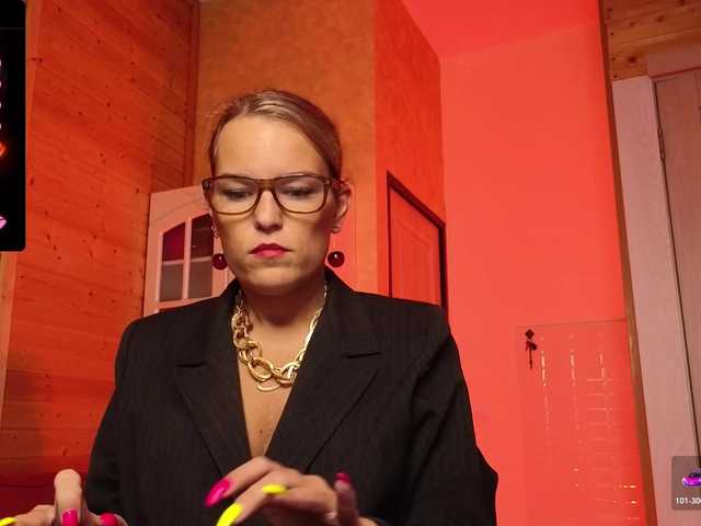 sweeteve050 live cam