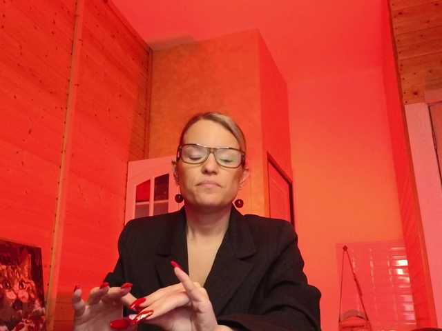 sweeteve050's BongaCams show and profile