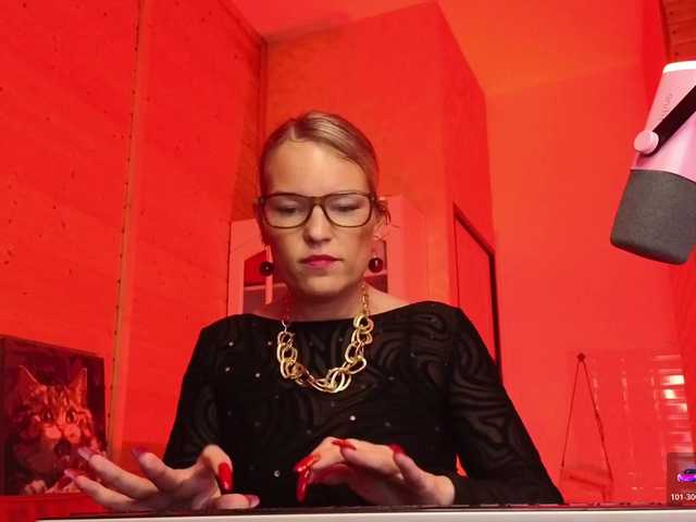 sweeteve050's BongaCams show and profile