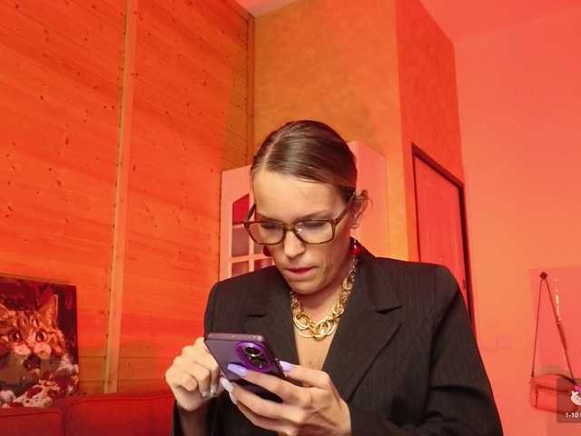 sweeteve050's BongaCams show and profile