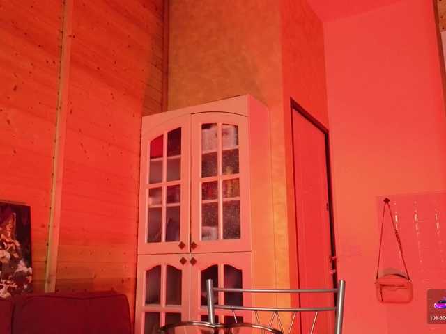 Findom_Lady_Shine webcam