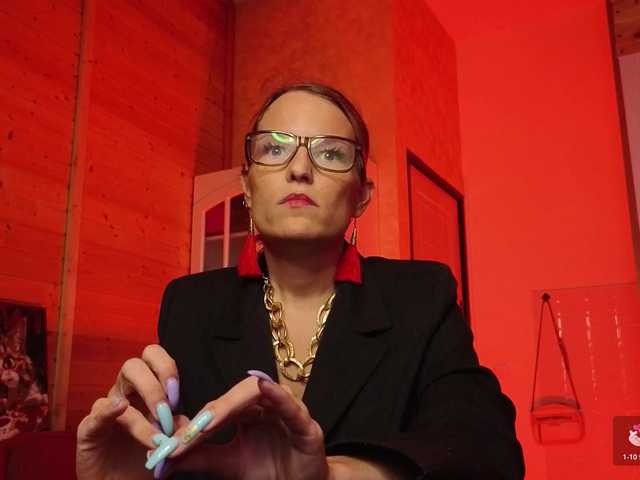 sweeteve050's BongaCams show and profile