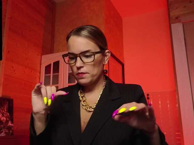 Preview of findom_lady_shine