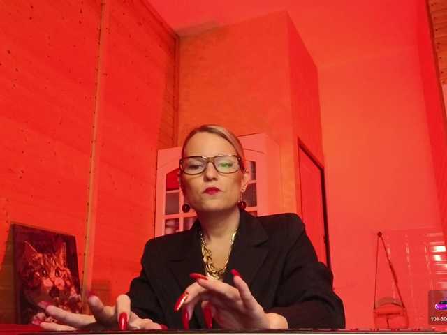 sweeteve050's BongaCams show and profile