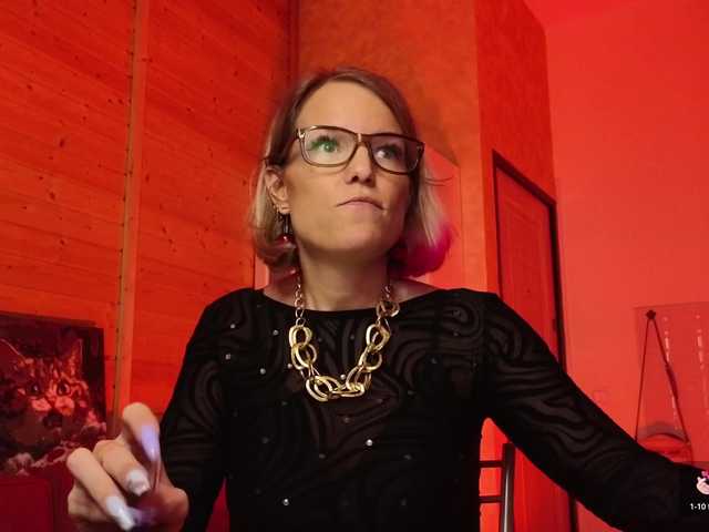 sweeteve050's BongaCams show and profile