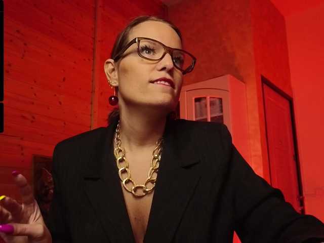 sweeteve050's BongaCams show and profile