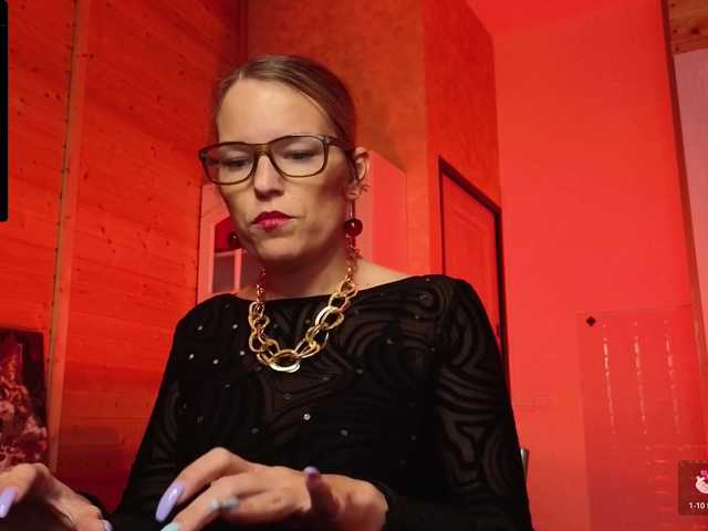 sweeteve050's BongaCams show and profile