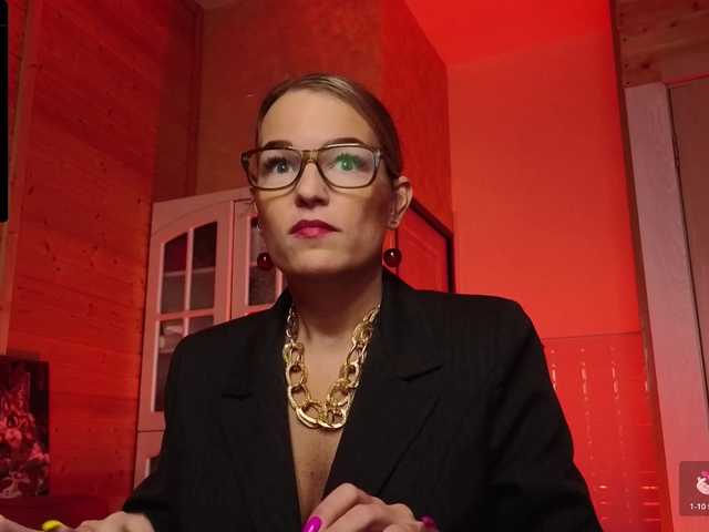 sweeteve050's BongaCams show and profile