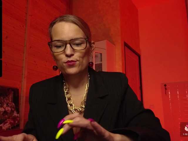 sweeteve050's BongaCams show and profile