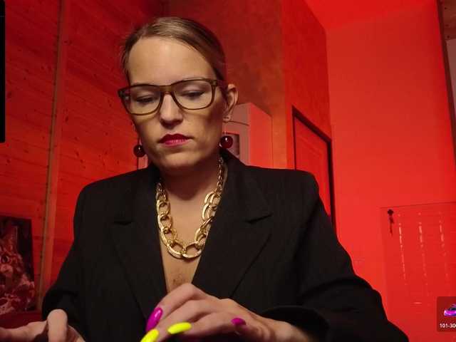 sweeteve050's BongaCams show and profile