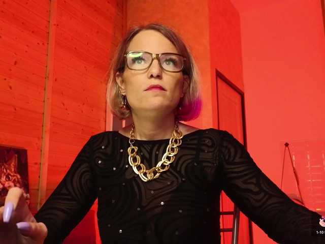 sweeteve050's BongaCams show and profile